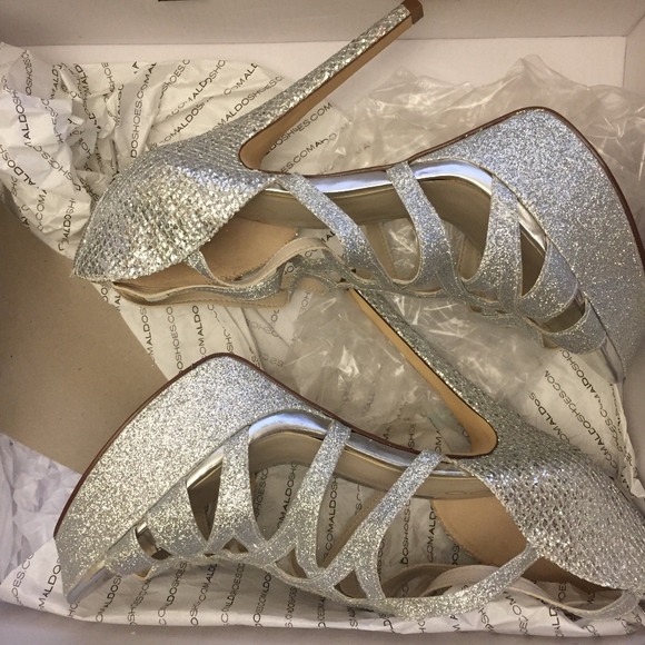 Aldo Platform Heels - Picture 2 of 2